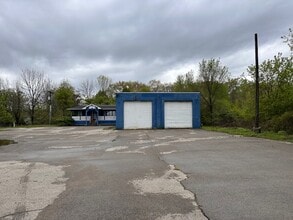 6 S Scotland Ln, New Castle, PA à louer Photo de l’immeuble– Image 1 sur 22