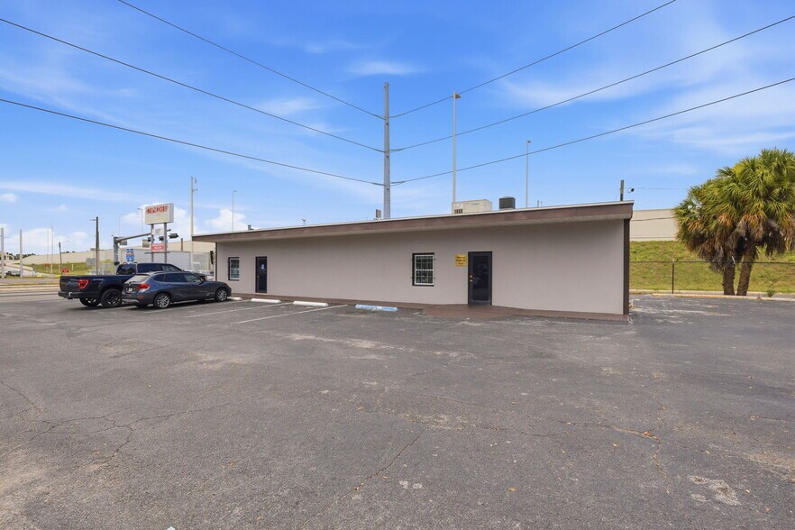 507 E Dr Martin Luther King Jr Blvd, Tampa, FL à vendre - Photo de l’immeuble – Image 3 sur 21
