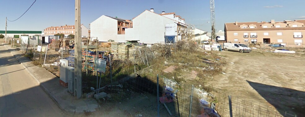 Suelos urbanizables portefeuille de 2 biens à vendre sur LoopNet.fr - Photo de l’immeuble – Image 2 sur 3