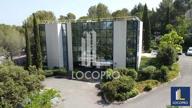 Plus de détails pour Bureau à louer