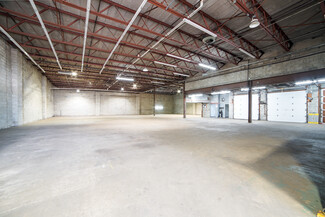 Plus de détails pour 201 Ferris Ave, White Plains, NY - Industriel/Logistique à louer