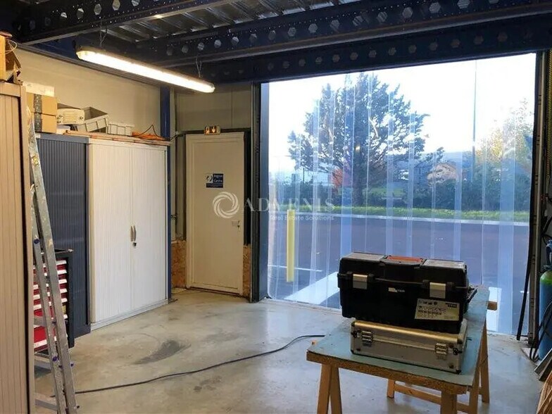 Local d'activités dans Veigné à vendre - Photo de l’immeuble – Image 3 sur 6