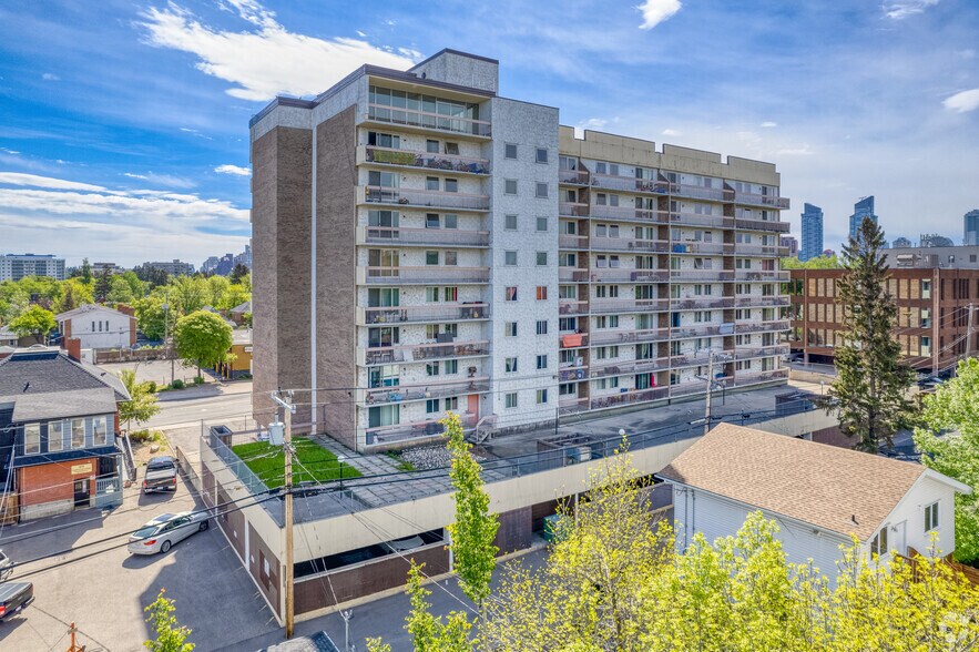 411 14th St NW, Calgary, AB à louer - Photo de l’immeuble – Image 3 sur 7