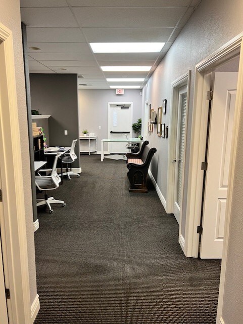 810 Standiford Ave, Modesto, CA à louer Photo intérieure– Image 1 sur 7