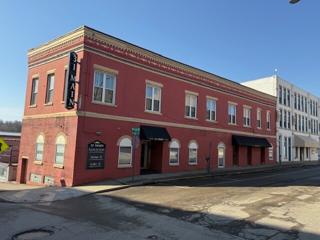 31 N Main St, Jamestown, NY à vendre - Photo de l’immeuble – Image 1 sur 21