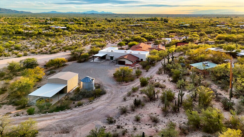 2751 N Soldier Trl, Tucson, AZ à vendre - Photo de l’immeuble – Image 3 sur 68