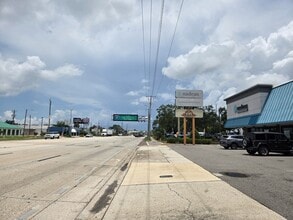 625 N Dale Mabry Hwy, Tampa, FL à louer Photo de l’immeuble– Image 1 sur 2