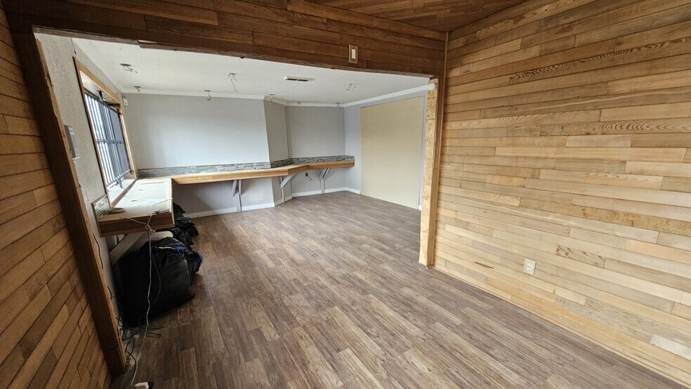 551 14th Ave, Longview, WA à vendre - Photo de l’immeuble – Image 3 sur 16