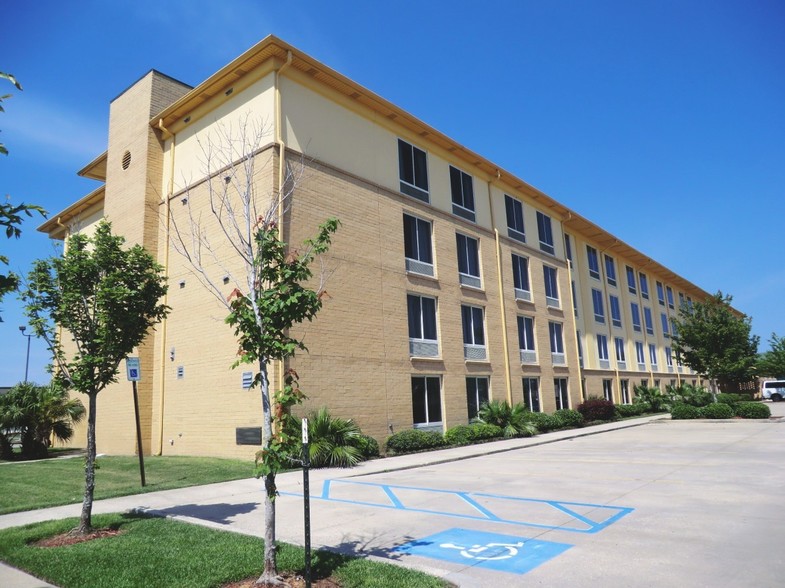 12340 I-10 Service Rd, New Orleans, LA à vendre - Photo de l’immeuble – Image 2 sur 63