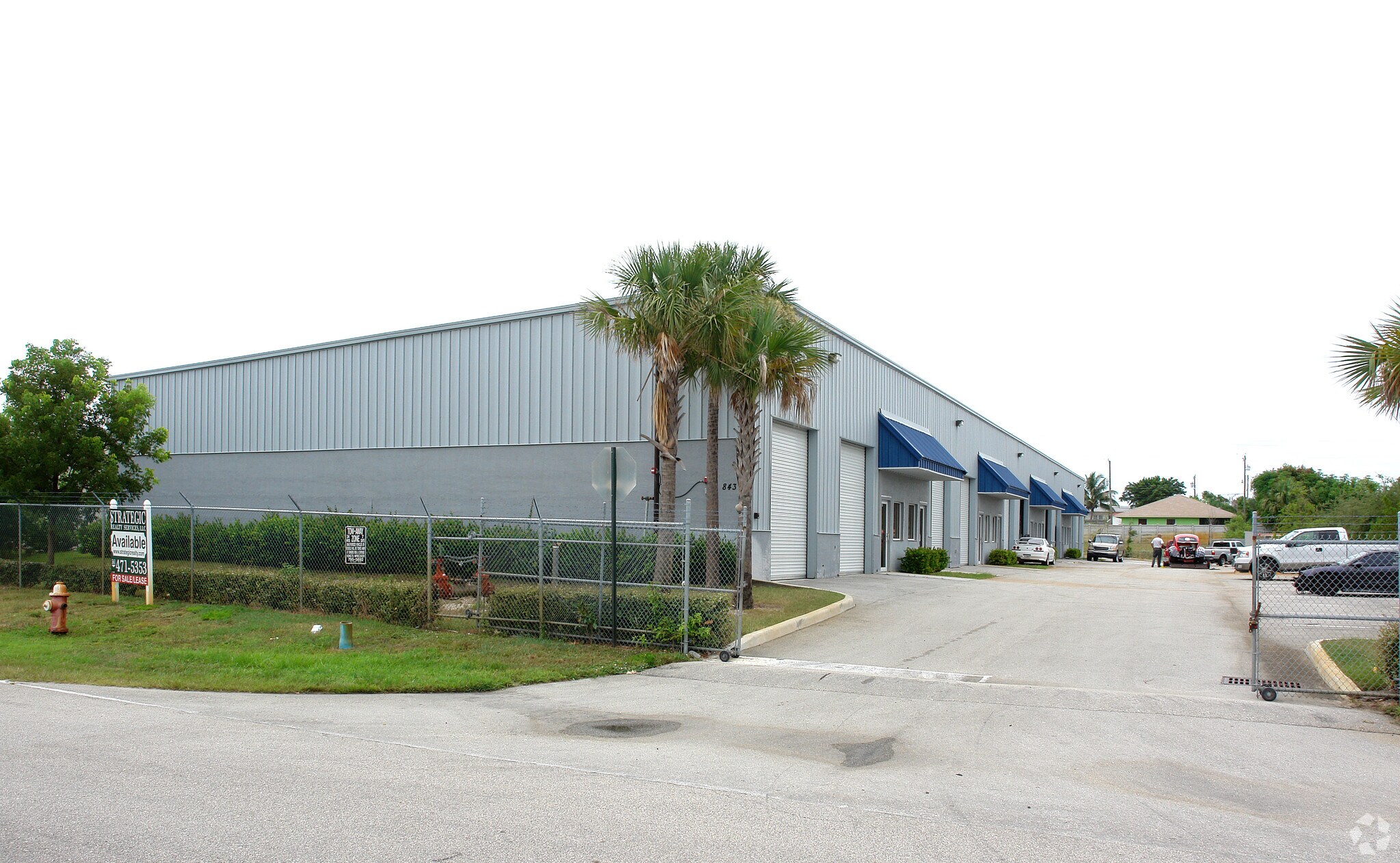 843 W 13th Ct, Riviera Beach, FL à louer Photo principale– Image 1 sur 10