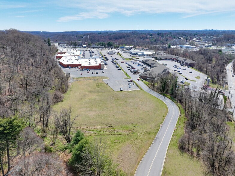 3025 Rogers Ave, Ellicott City, MD à vendre - Photo principale – Image 1 sur 2
