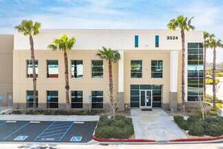 Plus de détails pour 3524 N Mike Daley Dr, San Bernardino, CA - Industriel/Logistique à louer
