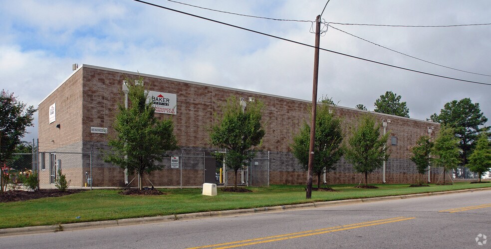 655 Maywood Ave, Raleigh, NC à louer - Photo principale – Image 1 sur 2