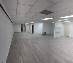 618 Washburn Rd, Melbourne, FL à louer Photo de l’immeuble– Image 1 sur 4