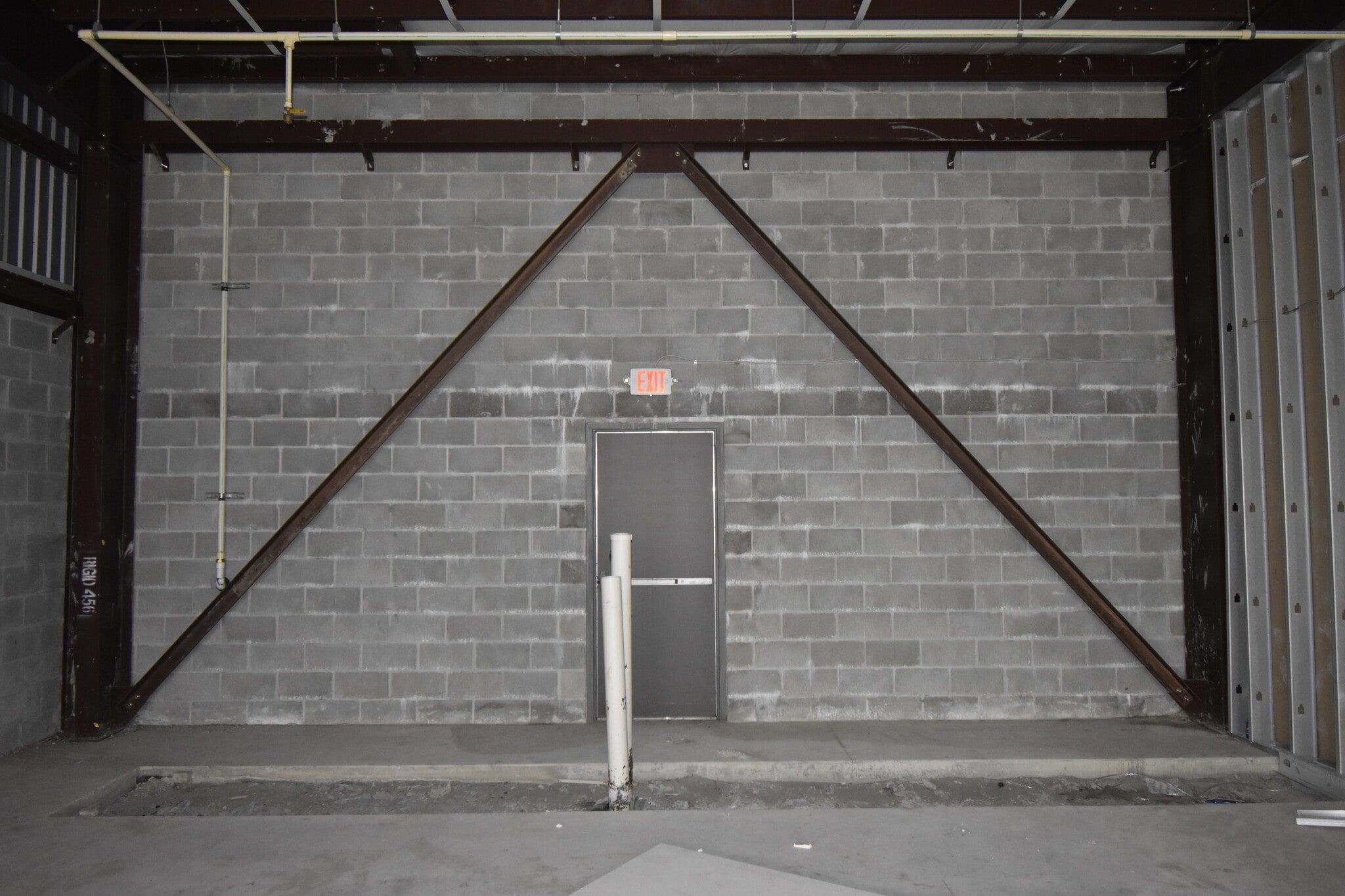 1112 W Spencer Hwy, La Porte, TX à louer Photo de l’immeuble– Image 1 sur 3