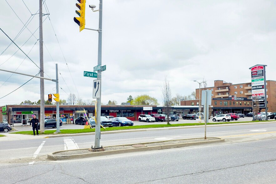 75 1st St, Orangeville, ON à louer - Photo de l’immeuble – Image 3 sur 5