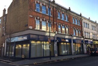 Plus de détails pour 51-55 High Rd, Londres - Local commercial à louer