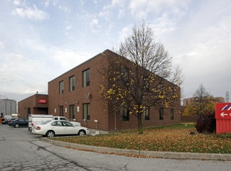 Plus de détails pour 1100 Arrow Rd, Toronto, ON - Industriel/Logistique à louer