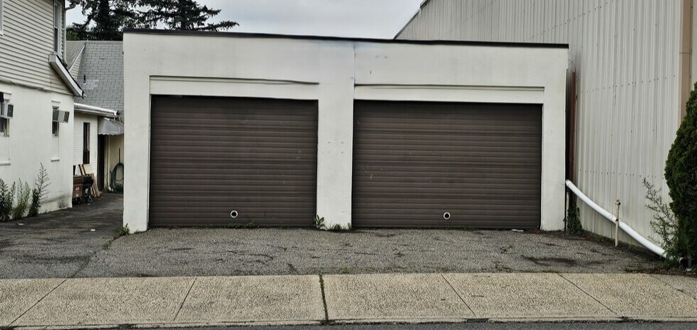 421 Fifth Ave, Pelham, NY à louer - Photo de l’immeuble – Image 3 sur 3