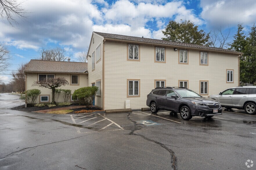 737 Webster St, Marshfield, MA à vendre - Photo de l’immeuble – Image 3 sur 9
