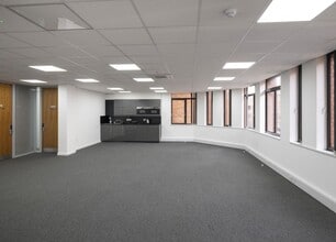 Oxford Row, Leeds à louer Photo intérieure– Image 2 sur 2