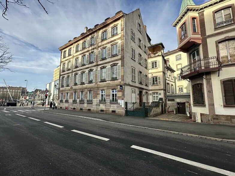 Bureau dans Strasbourg à louer - Photo de l’immeuble – Image 1 sur 9
