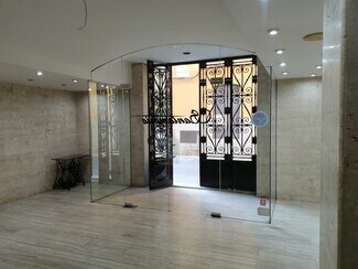 Plus de détails pour Local commercial à louer