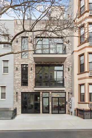 Plus de détails pour 145 Conselyea St, Brooklyn, NY - Logement à vendre
