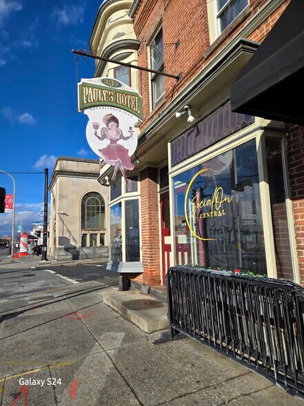 337 Central Ave, Albany, NY à vendre - Photo de l’immeuble – Image 3 sur 4