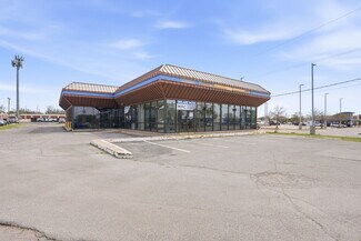 Plus de détails pour 1001 NW Sheridan Rd, Lawton, OK - Local commercial à louer