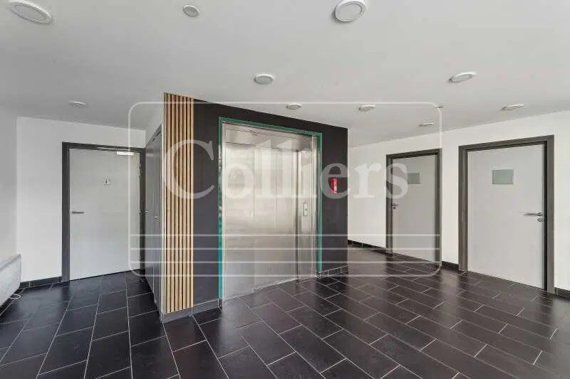 380 Avenue Archimède, Aix-en-Provence à louer - Photo de l’immeuble – Image 3 sur 11