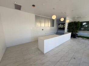 1253 Vine St, Los Angeles, CA à louer Photo intérieure– Image 1 sur 9