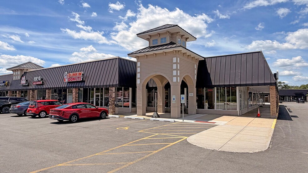 7580-7618 Janes Ave, Woodridge, IL à louer - Photo de l’immeuble – Image 1 sur 8