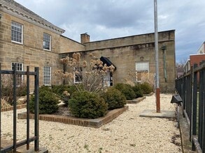 50-62 W Main St, Chillicothe, OH à louer Photo intérieure– Image 1 sur 9