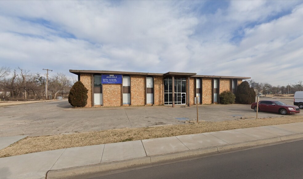 2401-2405 NW 39th Street, Oklahoma City, OK à vendre - Photo de l’immeuble – Image 1 sur 3