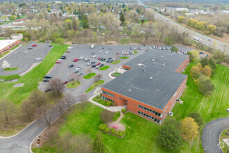 225 Greenfield Pky, Liverpool, NY - VUE AÉRIENNE  vue de carte - Image1