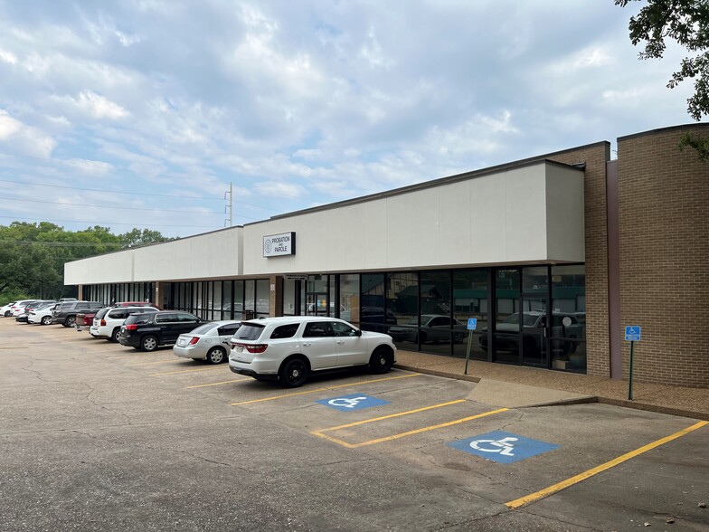 2525 Youree Dr, Shreveport, LA à vendre - Photo de l’immeuble – Image 1 sur 8
