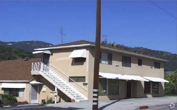 2952 Honolulu Ave, Glendale, CA à louer - Photo de l’immeuble – Image 3 sur 8