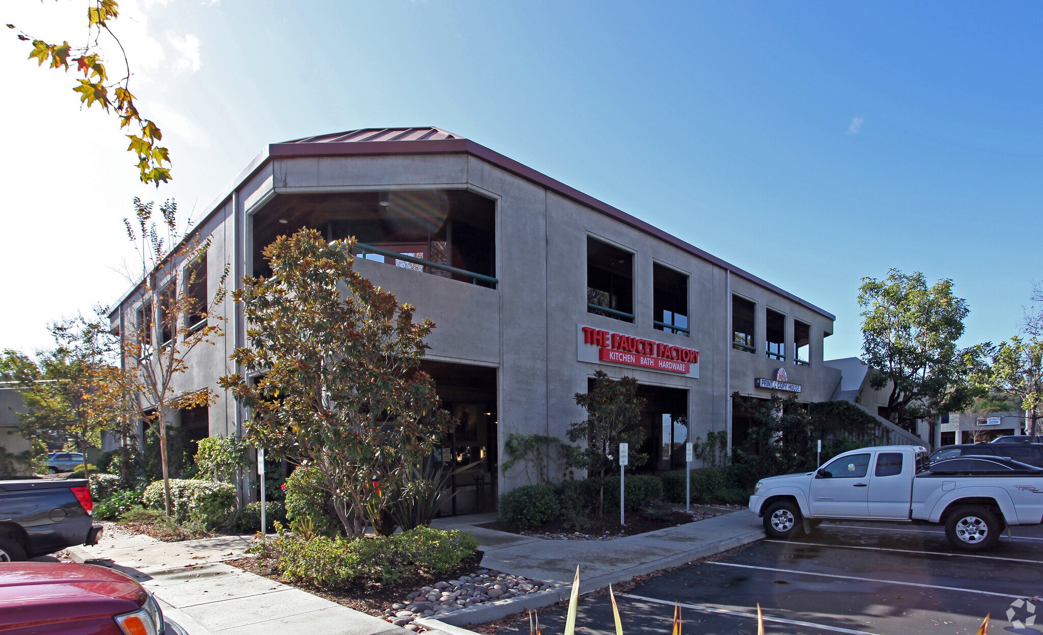 523 Encinitas Blvd, Encinitas, CA à louer Photo de l’immeuble– Image 1 sur 7