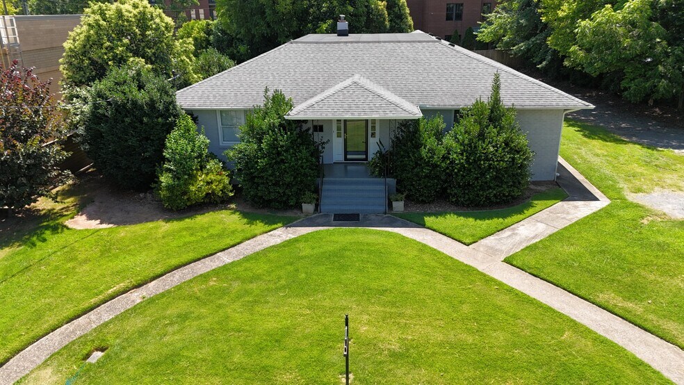 110 Springs St, Fort Mill, SC à louer - Photo de l’immeuble – Image 1 sur 6