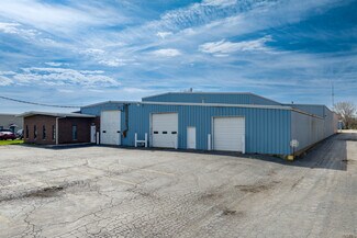 Plus de détails pour 1019 E Summit St, Crown Point, IN - Industriel/Logistique à vendre