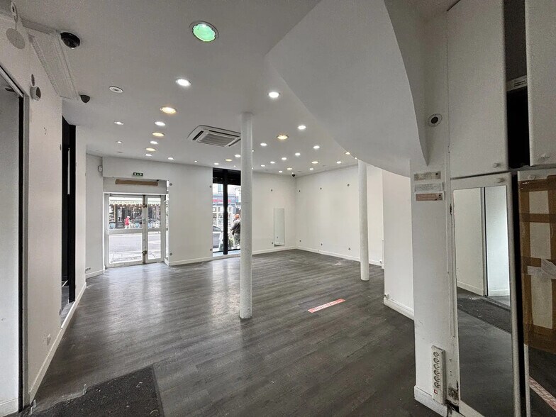 1 Boulevard Saint-Denis, Paris à louer - Photo intérieure – Image 2 sur 17