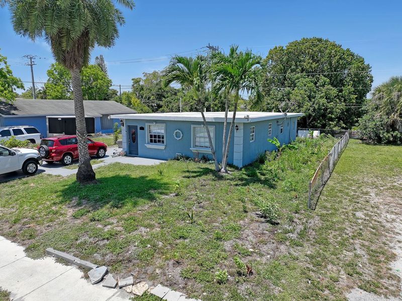 2649 NW 6th Ct, Pompano Beach, FL à vendre Photo principale– Image 1 sur 2