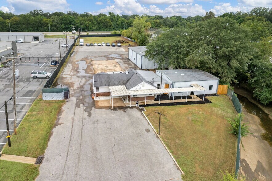 5079 Old Summer Rd, Memphis, TN à vendre - Photo de l’immeuble – Image 3 sur 36