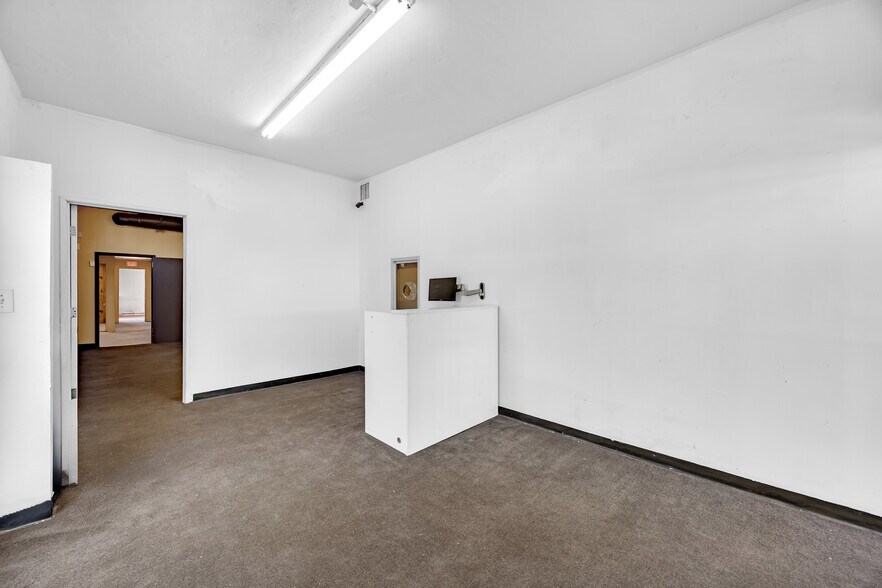 1418 E Pacific Coast Hwy, Wilmington, CA à louer - Photo de l’immeuble – Image 3 sur 16