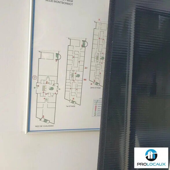 Bureau dans Montbonnot-Saint-Martin à louer - Photo de l’immeuble – Image 3 sur 12