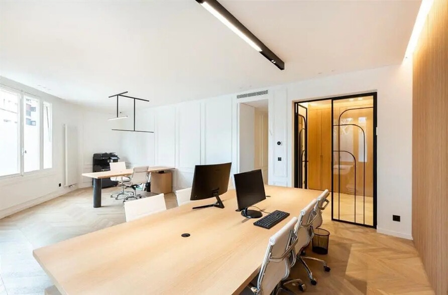 Bureau dans Paris à louer - Photo de l’immeuble – Image 3 sur 8