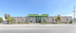 Plus de détails pour 8950-8952 Glenoaks Blvd, Sun Valley, CA - Industriel/Logistique à louer