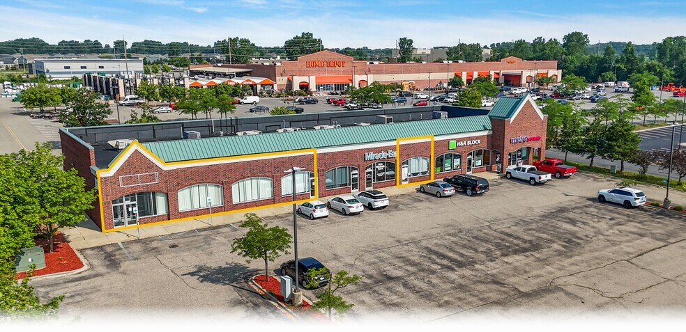 51305-51313 Gratiot Ave, New Baltimore, MI à louer - Photo de l’immeuble – Image 2 sur 7