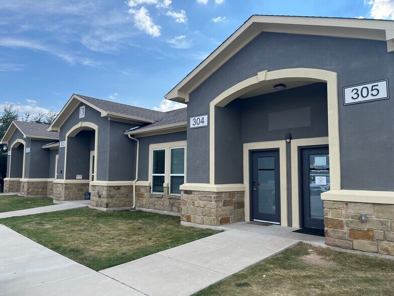 2301 S Bagdad Rd, Cedar Park, TX à vendre - Photo de l’immeuble – Image 2 sur 9